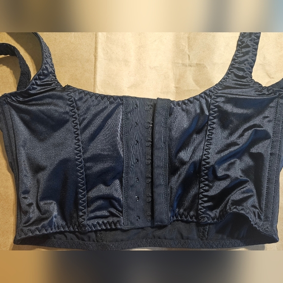 Skims Black Bralet - Picture 2 of 3